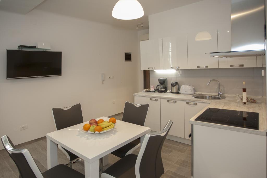 Old Square Apartment Split Buitenkant foto