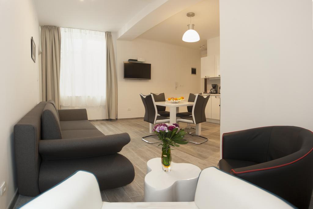 Old Square Apartment Split Buitenkant foto