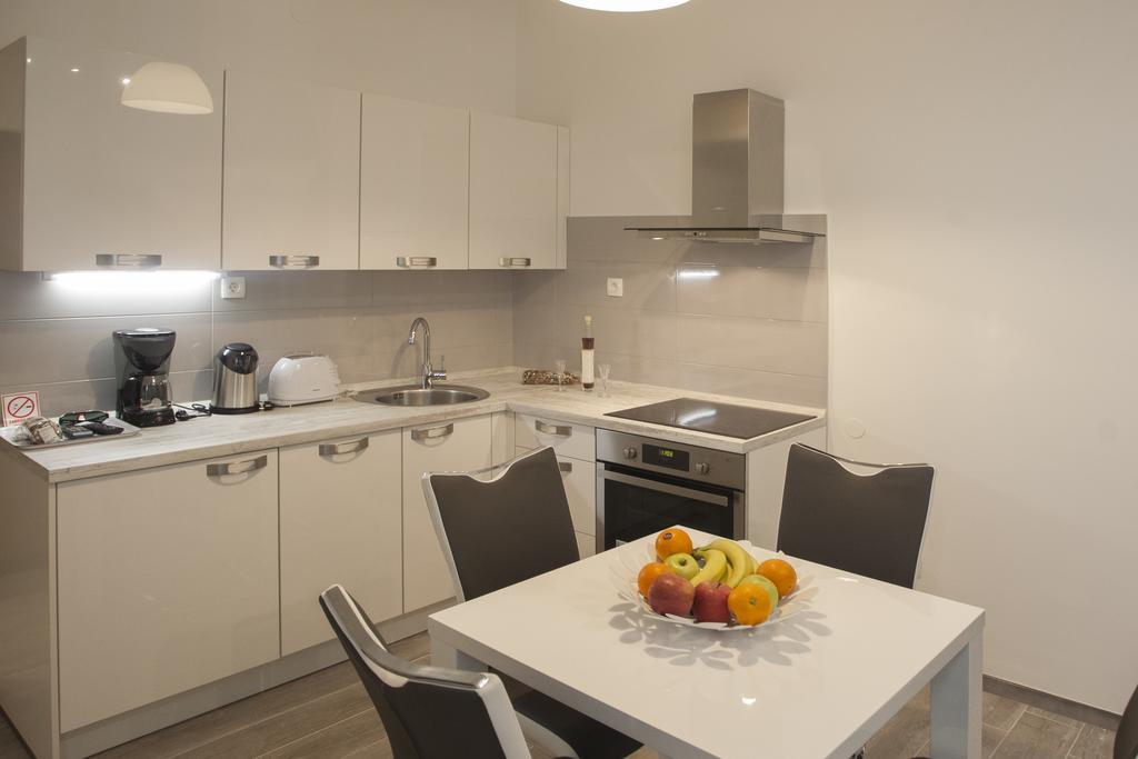 Old Square Apartment Split Buitenkant foto